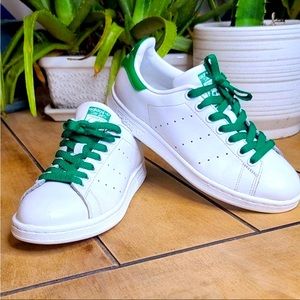 Adidas stan smith Y2K White and Green leather shoe Great condition size 6.5